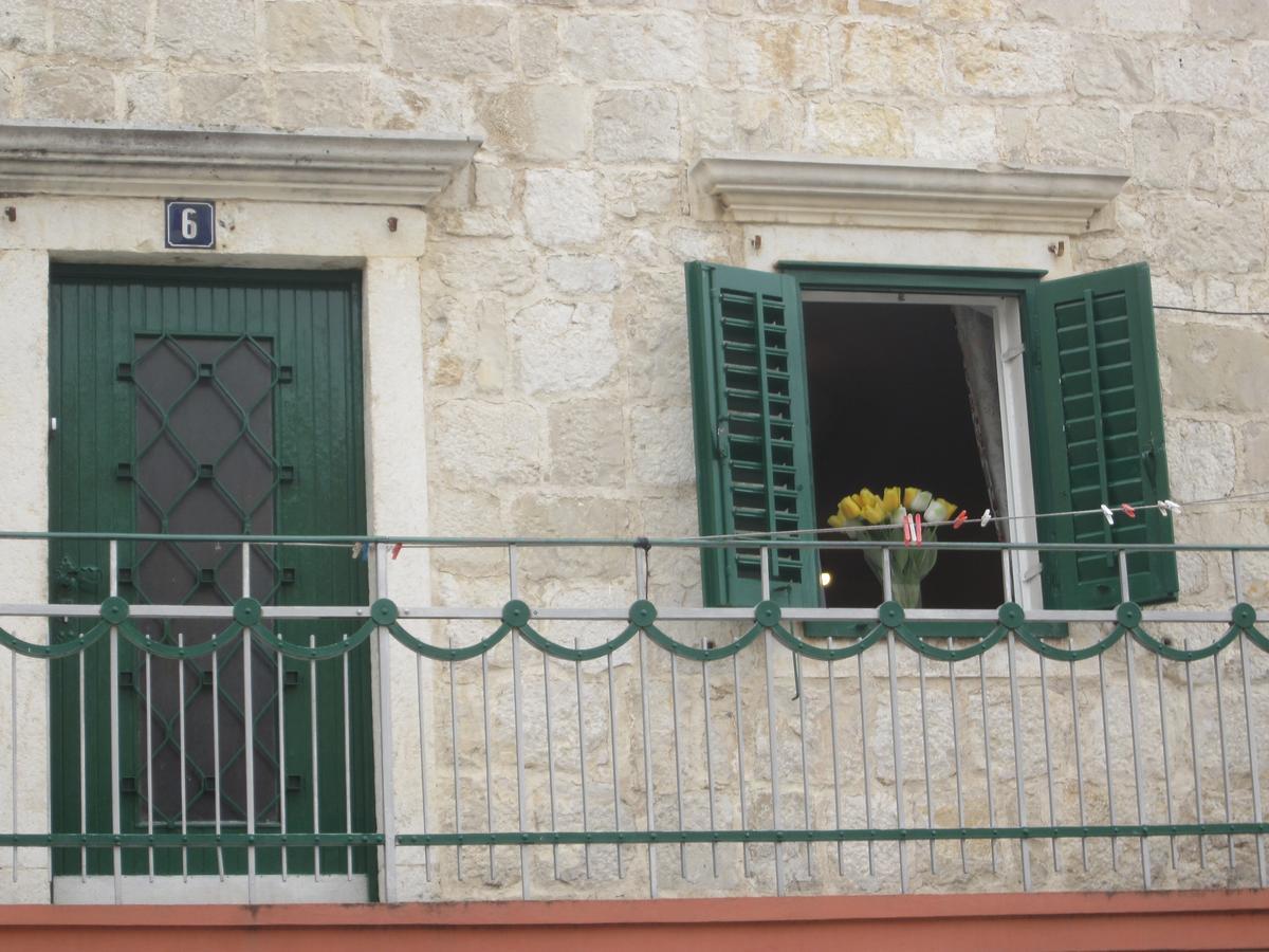 Apartment On The Square Makarska Luaran gambar