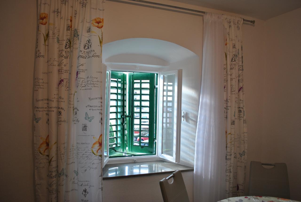 Apartment On The Square Makarska Luaran gambar