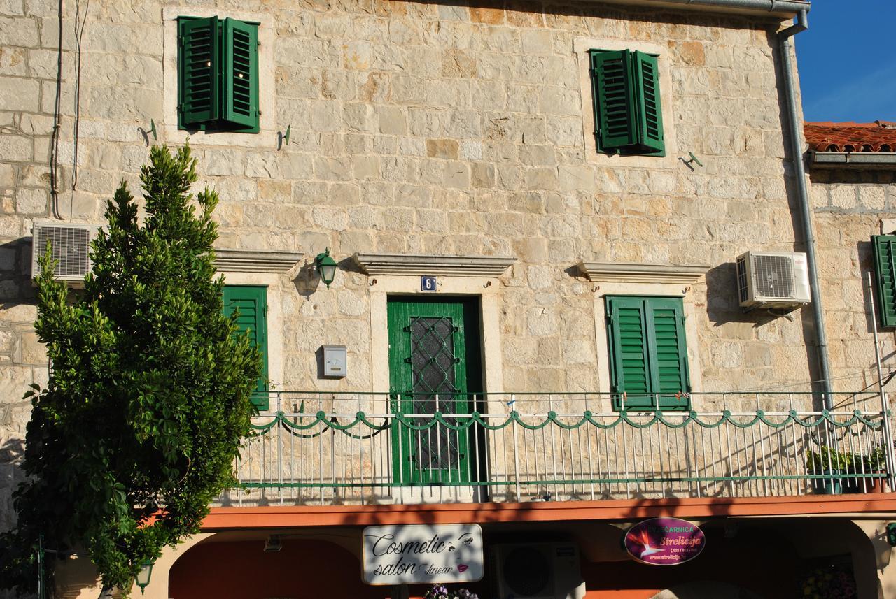 Apartment On The Square Makarska Luaran gambar