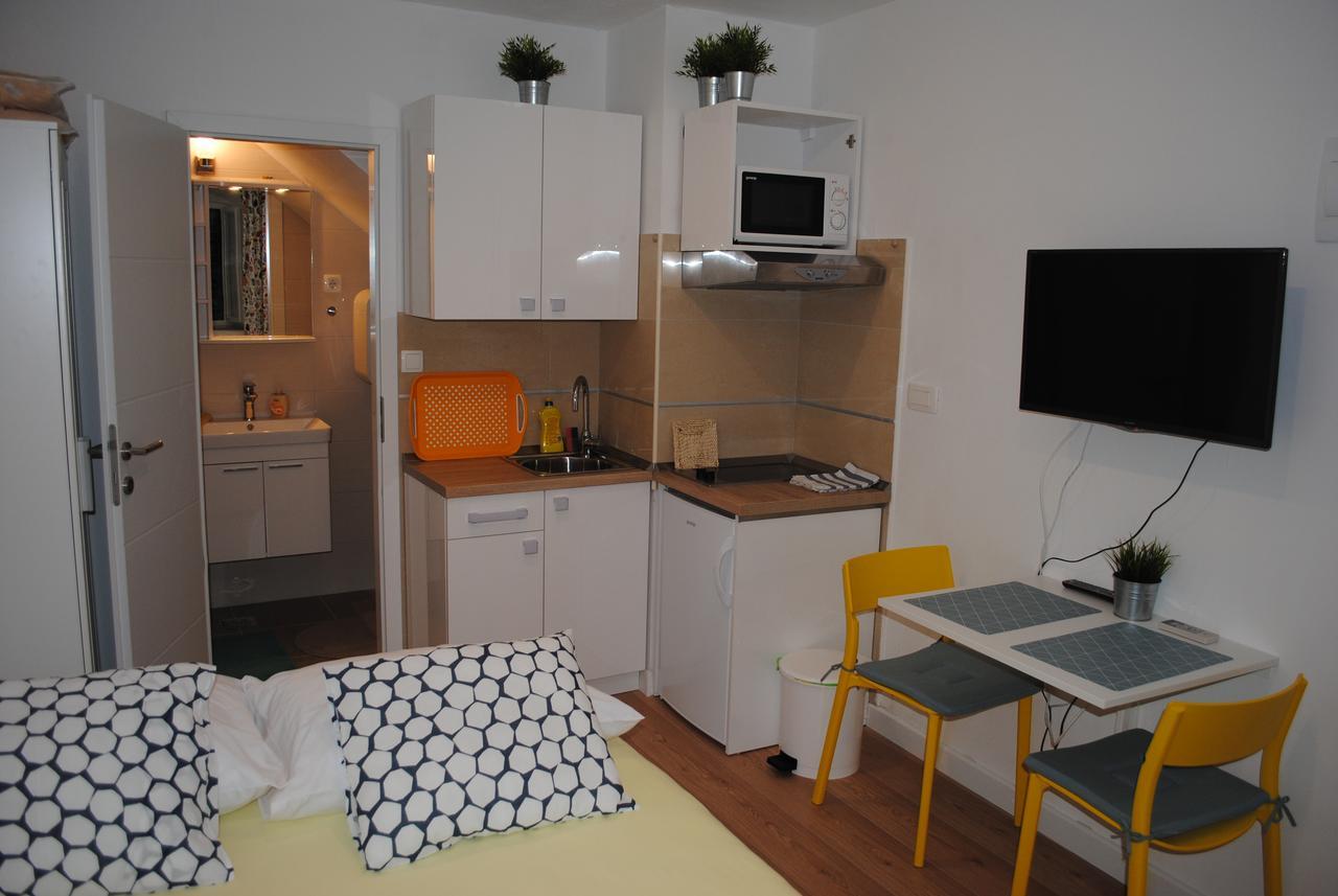 Apartment On The Square Makarska Luaran gambar