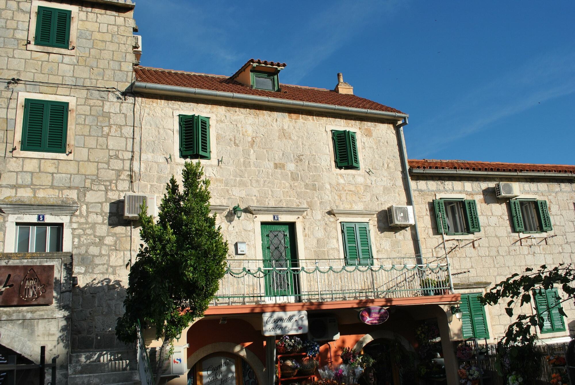 Apartment On The Square Makarska Luaran gambar